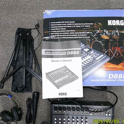 Korg D888 8-Track Digital Recording Studio 2000s - Black image 3