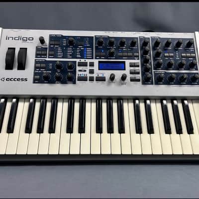 Access Virus Indigo 2 37-Key Digital Synthesizer 2002 - White image 2
