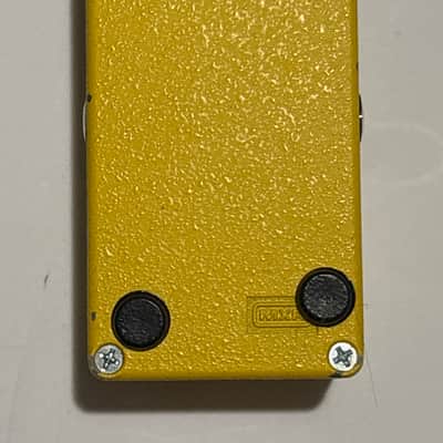 MXR M104 Distortion + 1995 - Present - Yellow image 2