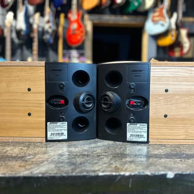 Bose 301 V Bookshelf Speakers image 5