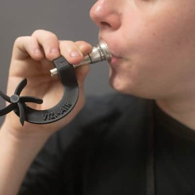 Vizi-Air - Airflow Visualization Tool for Brass Instrumentalists Color:Black Instrument:#6 Tuba image 5