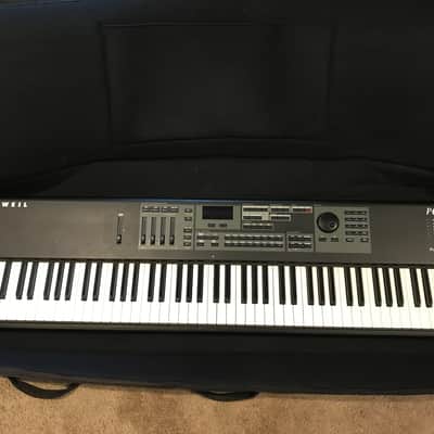 Kurzweil PC2X Keyboard with Soft Case image 1