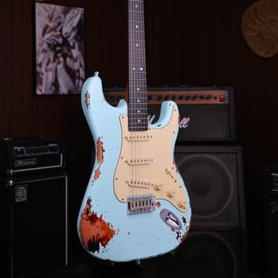 Dhatarattha SSS Strat-Style – Surf Blue over Sunburst Nitro Relic image 6