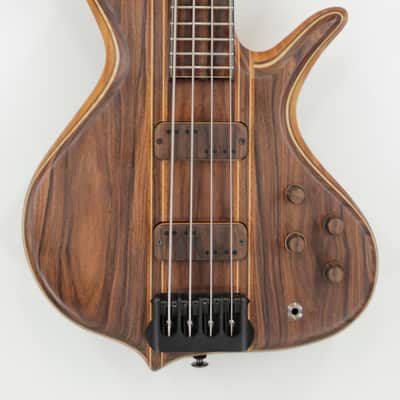 D Huff custom Bass image 1