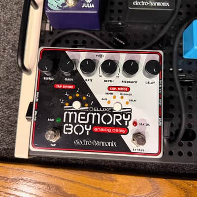 Electro-Harmonix Deluxe Memory Boy | Reverb