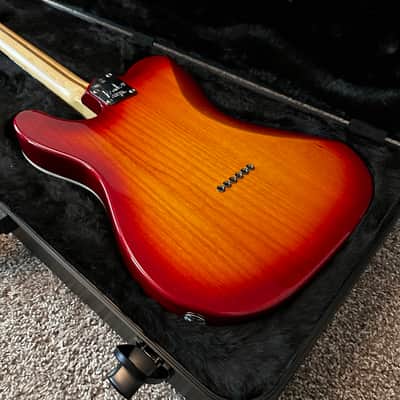Fender American Deluxe Telecaster with Maple Fretboard 2011 - 2016 - Aged Cherry Burst image 11