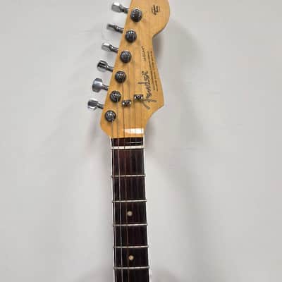 Fender Kurt Cobain Jaguar 2014 - 3-Color Sunburst image 3