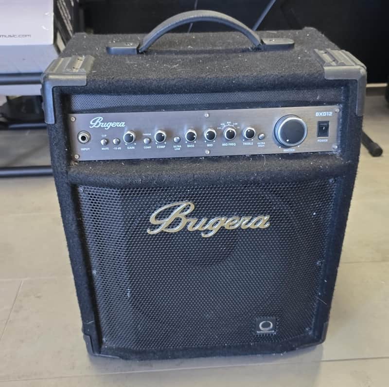 BUGERA BXD12 1x12'' 700 W Combo per Basso image 1