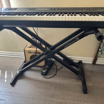 Alesis QS8 1996 - Black image 2