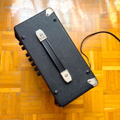 Epiphone Studio 15R Vintage Guitar Combo Amplifier – 15W with Reverb & Overdrive! image 7