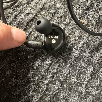 Mackie MP-240 Dual Hybrid Driver In-Ear Monitors 2010s - Black image 4