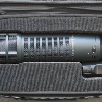 Electro-Voice RE20-BLACK - Dynamic Microphone