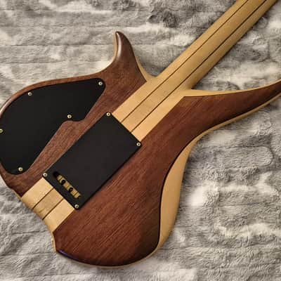 TUNE Japan TWXT-4 Tremolo Bass - 2000s - Locking Tuners - Neck-Thru - Active - Whammy Bar - MIJ -  4-String Bass - Natural Walnut image 9