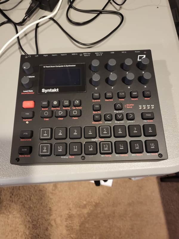 Elektron Syntakt 12 Track Drum Computer & Synthesizer 2022- Present - Black image 1
