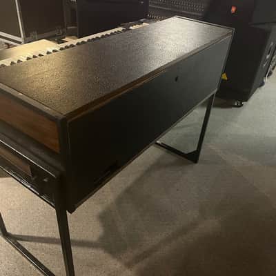 Immagine Hammond RT2 Series w/ Trek II Option ( Series 3 w/ Percussion ) Bench, Anvil case - 3