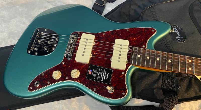 NEW! Fender American Professional Classic Jazzmaster - Faded Sherwood Green Metallic - 7.9lbs - Authorized Dealer - G06523
