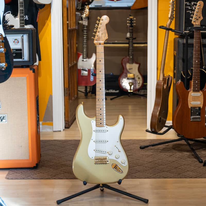 Fender - 50th Ann. LTD Edition Stratocaster (Maple - Aztec Gold)  w/ Tweed Fender Bag - MIM - 2020 -USED Electric Guitar image 1