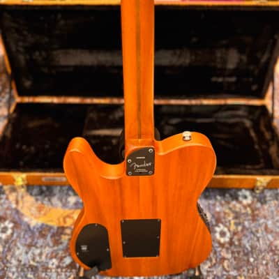 Fender American Acoustasonic Telecaster with Hard case 2019 - Present - Sunburst image 8