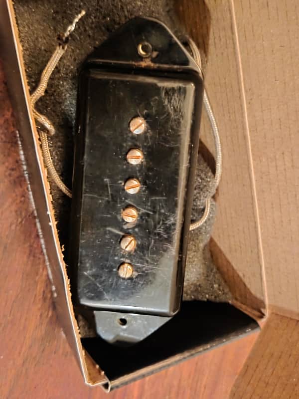 Gibson P-90 DC Dogear Black Cover image 1