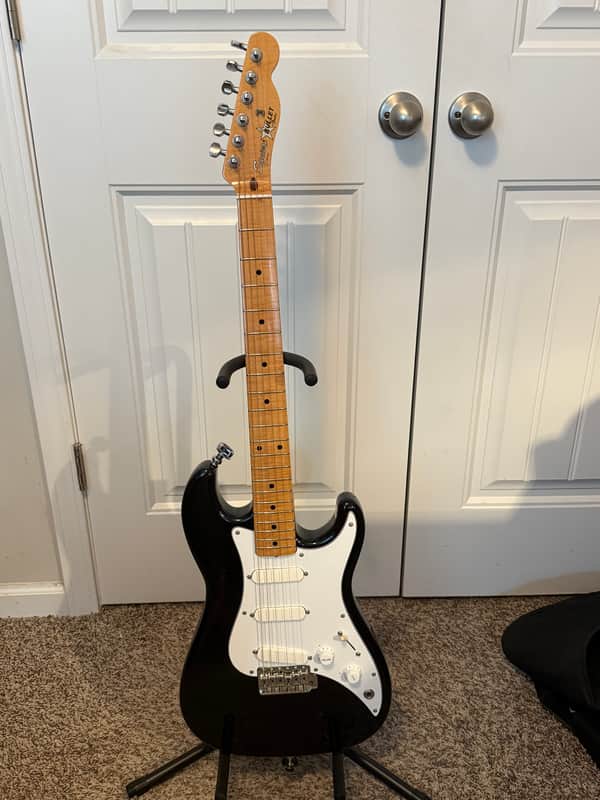 Squier Bullet Stratocaster ST-3 Japan 1984 - Black image 1