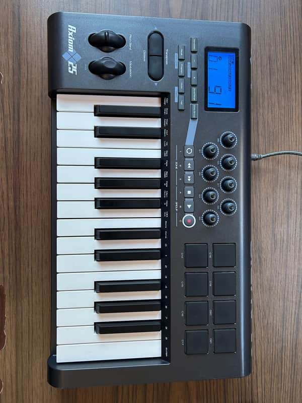 M-Audio Axiom 25 Key USB MIDI Keyboard Controller
