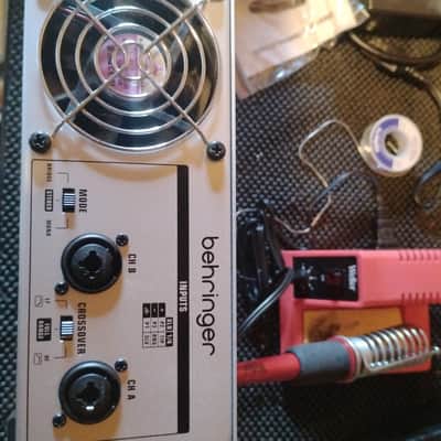 Behringer iNUKE NU3000 3000-Watt Power Amplifier 2010s - Standard image 5