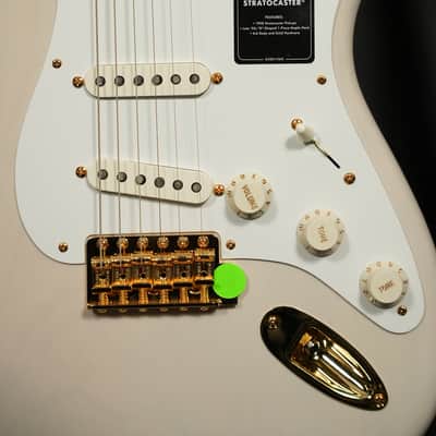 Fender Limited Edition Vintera III Late '50s Stratocaster White Blonde image 3