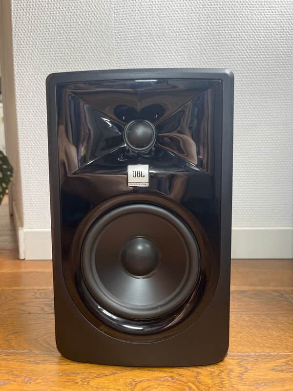 JBL 305P MkII 5" Studio Monitors Black image 1