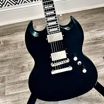 Epiphone Prophecy SG / Aged Jet Black Metallic / (w / case) image 4