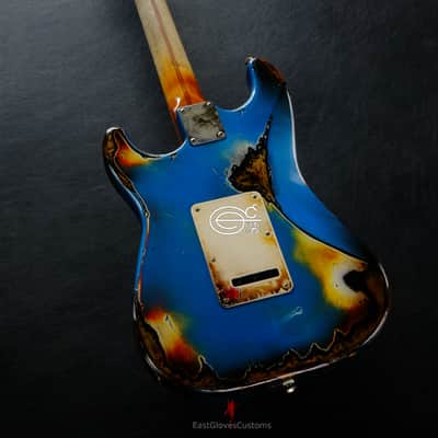 Fender Stratocaster Special Edition HSS Pelham Blue/Sunburst Heavy Aged Relic by East Gloves Customs image 12