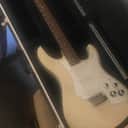 Line 6 Variax Standard Modeling Electric Guitar with Rosewood Fretboard 2010s - White