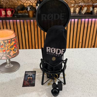 Rode NT2-A Studio Solution Set - RØDE NT2-A Multi-Pattern Condenser Microphone w/ SM6 Shock Mount & Pop Filter image 5
