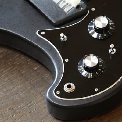 1973 Ovation Breadwinner Electric Guitar Black Beauty image 4