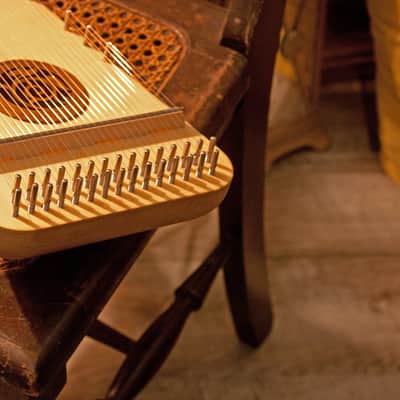 Roosebeck Alto Rounded Psaltery & Bow - Left Hand + Deluxe Gig Bag image 5