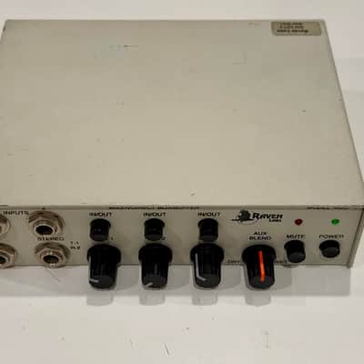Raven Labs MDB-1 Acoustic Instrument Preamp / DI Box image 2
