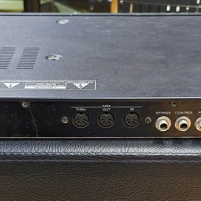 Roland SDE-330 Dimensional Space Delay 1993 - 1998 - Black image 5