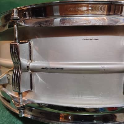 Ludwig No. 404 Acrolite 5x14" 8-Lug Aluminum Snare Drum with Pointed Blue/Olive Badge 1969 - 1979 - Matte Aluminum image 5