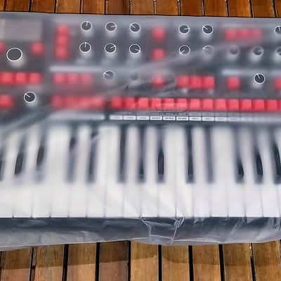 Melbourne Instruments Delia 2024 - Noir-Rouge image 3