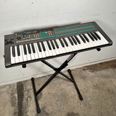 Korg Poly-800 Polyphonic Analog Synthesizer