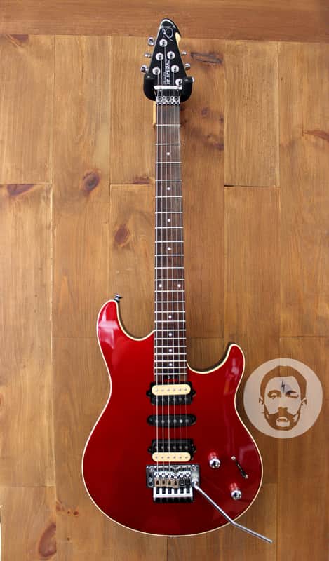 Peavey HP Special EX Red electric guitar w/bag - FREE shipping