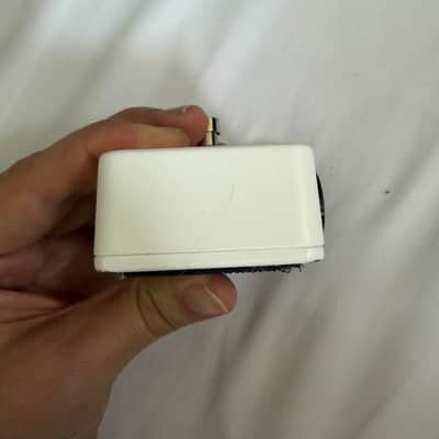 Keeley Katana Clean Boost V2 Custom PWKY - White image 6