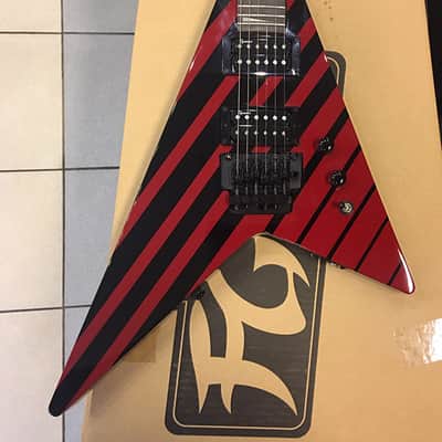 Washburn RR10 V-Tour Reissue. Brand new. Red/Black Stripes image 2