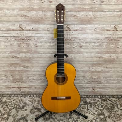 Used Yamaha CG182S Classical Acoustic Guitar image 2