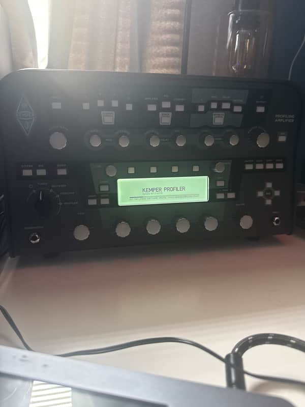 Kemper Amps Profiler PowerHead 600-Watt Modeling Guitar Amp Head with Remote Controller Pedal 2013 - Present Black image 1