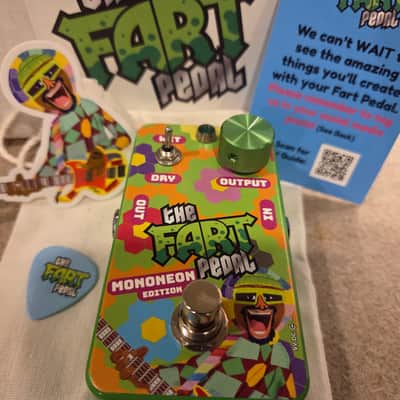 Fart Pedal The Fart Pedal MonoNeon Edition 2022 - Green Graphic image 2