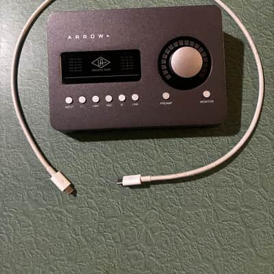 Universal Audio Arrow 2x4 Thunderbolt 3 Interface with Solo DSP Processor 2010s - Gray image 2