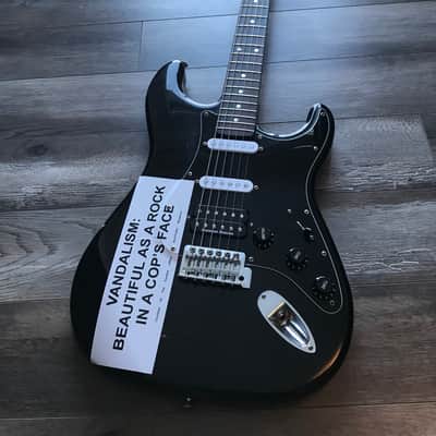 Fernandes Vandalism stratocaster Black image 1