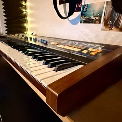 Roland Juno-60 + Flight Case (1982) image 7