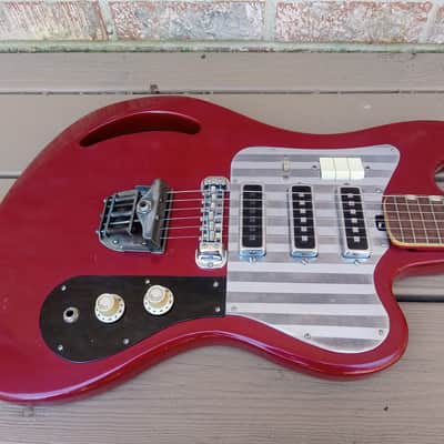 Vintage Circa 1965 Teisco TG-64 Electric Guitar! Japan, Monkey Grip! image 4