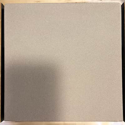 Bose 301 series II - refoamed woofers - Excellent image 8
